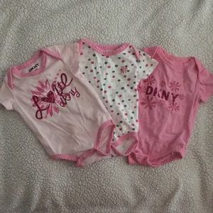 Dkny onesie 3pc set